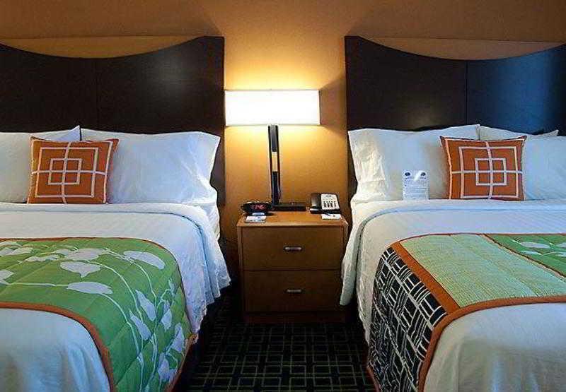 Fairfield Inn & Suites Tampa Fairgrounds/Casino Orient Park Extérieur photo